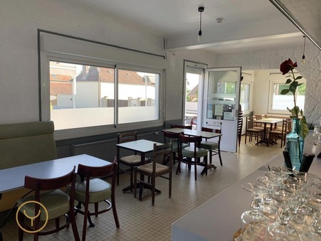 Saint-Benoît-sur-Seine  165 000 €