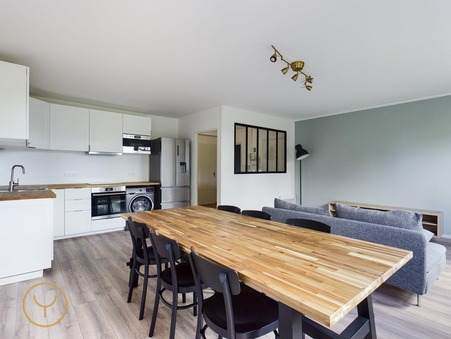 Saint-André-les-Vergers  390 €