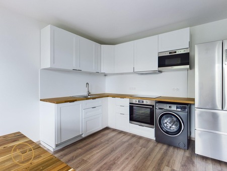 Saint-André-les-Vergers  390 €