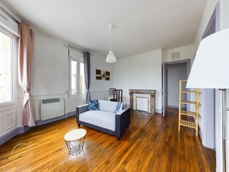 Troyes  575 €