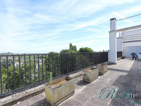 Sceaux  834 900 €
