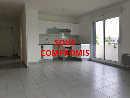Orléans  180 500 €