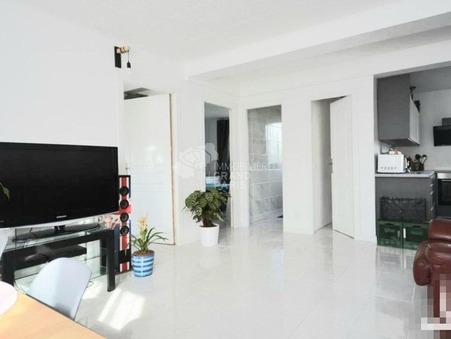 Thiais  227 000 €