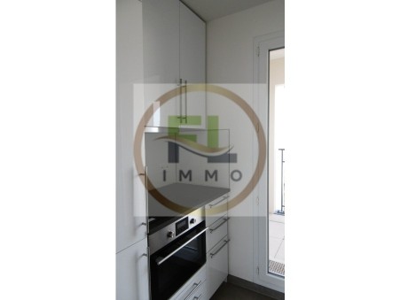 Appartement 1 048 &euro;  Réf. FLI67 Acheres