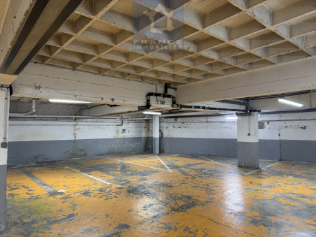 A louer parking 50 €  Calais