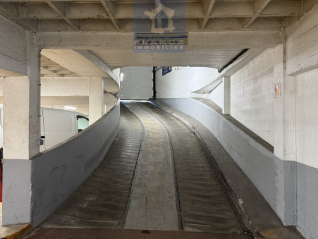 Parking 50 €  Réf. Bld Clémenceau Calais