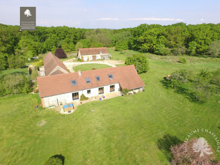 Propriété sur Bourges ; 585 200 €  ; Achat Réf. 1408