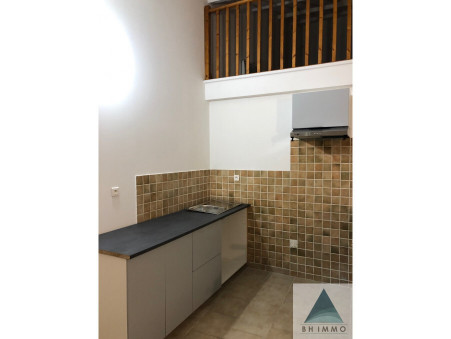 Appartement 530 &euro;  sur Saint-Maximin-la-Sainte-Baume (83470) - Réf. 47822