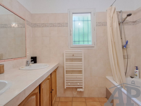 A louer maison 1 400 €  Draguignan