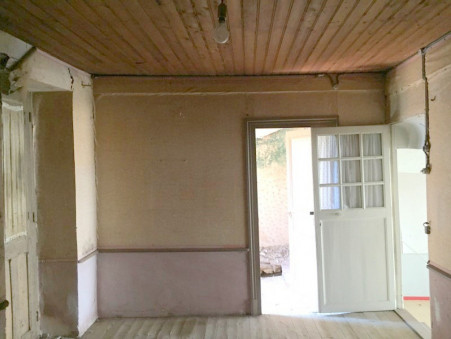 A vendre maison Grury 71760; 18 000 € 