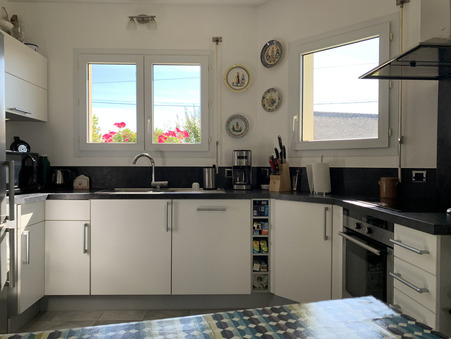 Maison sur Plouguerneau ; 216 480 &euro; ; Vente Réf. 2403
