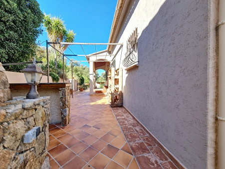 Maison 696 800 €  Réf. CAL114 Moncale