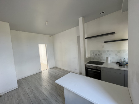 DIJON 84 000 €