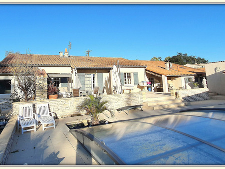 Nanteuil  325 000 €
