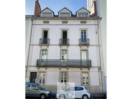 DIJON  245 000€