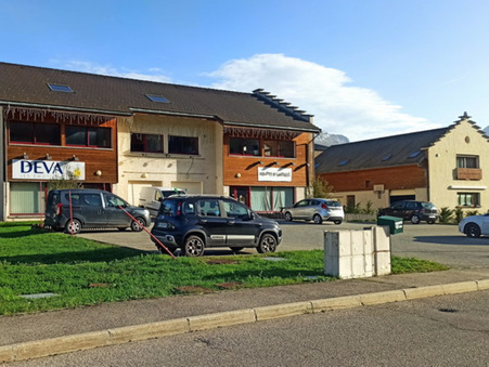 A vendre local professionnel Villard de Lans 38250; 699 000 € 
