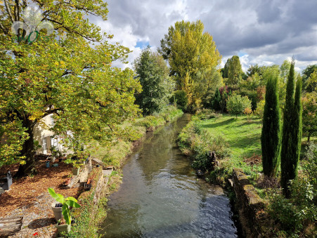 Propriété sur Levernois ; 960 000 €  ; Achat Réf. 6887