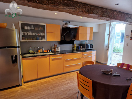 Vente propriété 960 000 €  Levernois