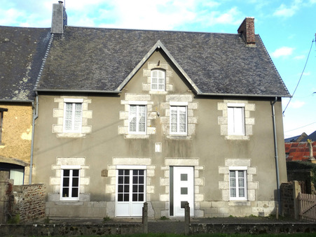 Saint-Denis-le-Vêtu  139 960 €