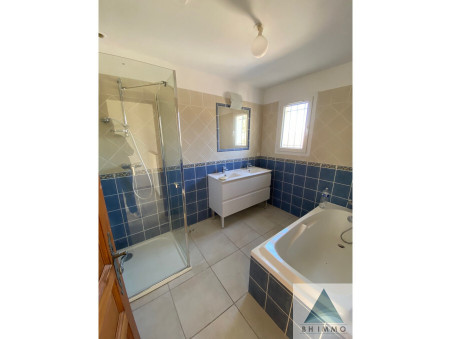 Maison 1 950 &euro;  Réf. BHI108 Simiane Collongue