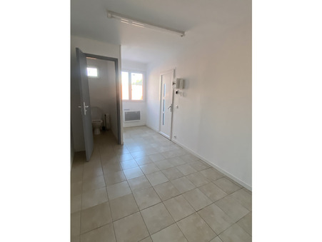 Local professionnel 1 000 &euro;  Réf. 26012023 Gardanne