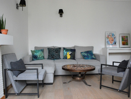 Paris 1 460 €