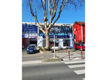 BAGNEUX 4 500 €