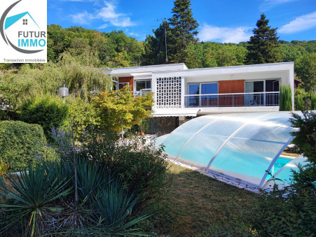 Voujeaucourt  347 000€