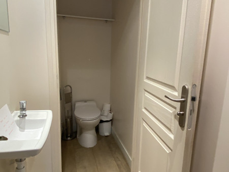 A louer local commercial 865 &euro;  Gardanne