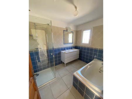 Maison sur Simiane Collongue ; 1 650 &euro;  ; Location Réf. 28323