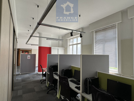 A louer local commercial Calais 62100; 1 200 € 