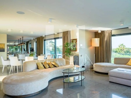 Location maison Vallauris 06220; À partir de 16 500 € 