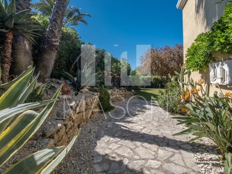 Maison À partir de 1 800 €  sur Antibes (06600) - Réf. 8104941-8104941