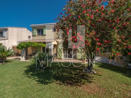 A louer maison À partir de 1 800 €  Antibes