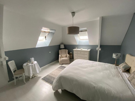 House € 696 800  Réf. 296 Guerande