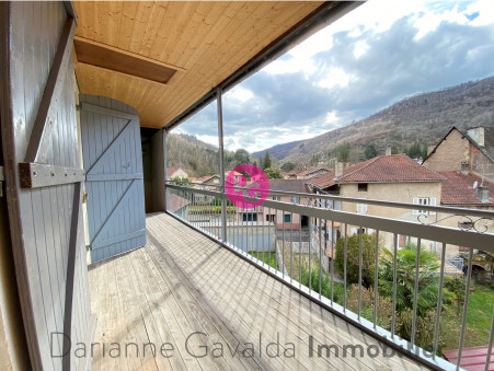 Immeuble 160 500 €  Réf. 1539 Viviez