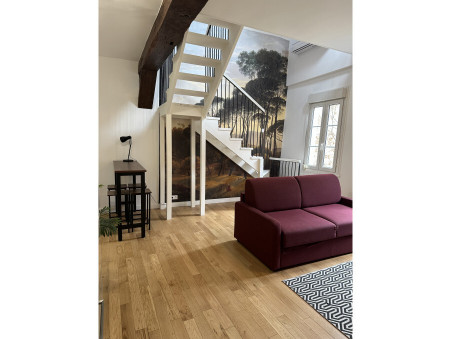 TROYES  590 €