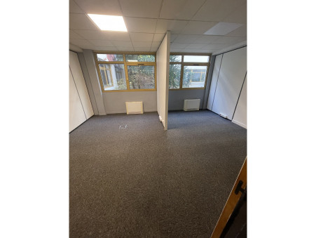 RUEIL MALMAISON  628 €