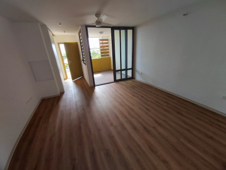 Location appartement Saint-Pierre 97410; 777 €