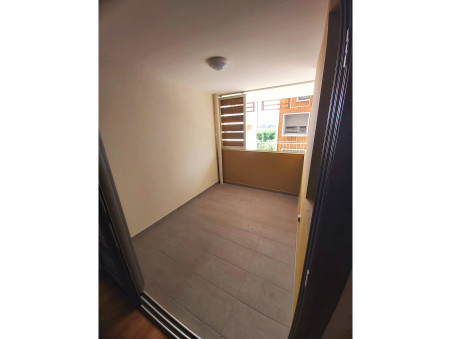 Appartement 777 €  sur Saint-Pierre (97410) - Réf. 6962023