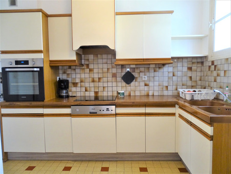 A louer maison À partir de 327 €  Royan