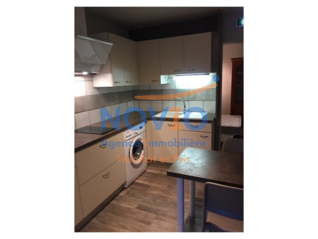 CHATELLERAULT  390 €