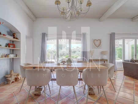 Maison sur Roquefort-les-Pins ; À partir de 4 000 €  ; A louer Réf. 82571672-82571672