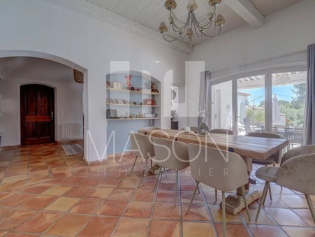 A louer maison À partir de 4 000 €  Roquefort-les-Pins