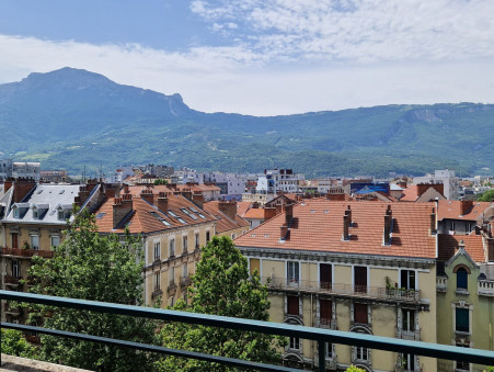 GRENOBLE  298 000€