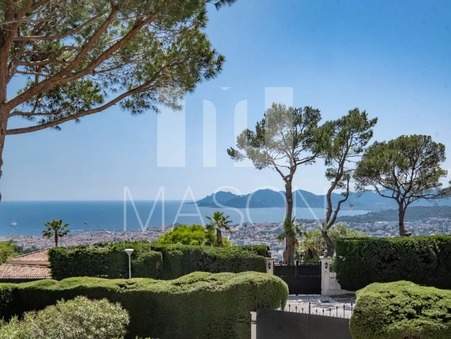 A louer maison À partir de 12 000 €  Cannes