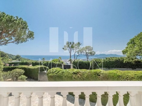 Maison sur Cannes ; À partir de 12 000 €  ; Location Réf. 82636985-82636985