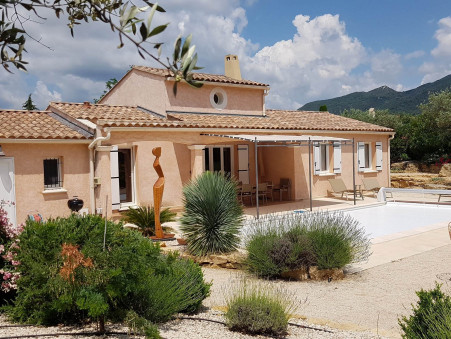 MIRABEL AUX BARONNIES  374 000€