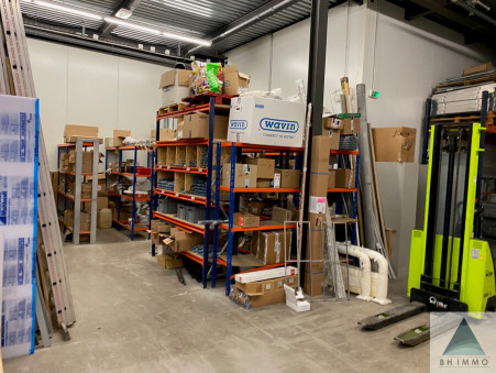 A louer local professionnel 5 800 &euro;  Meyreuil