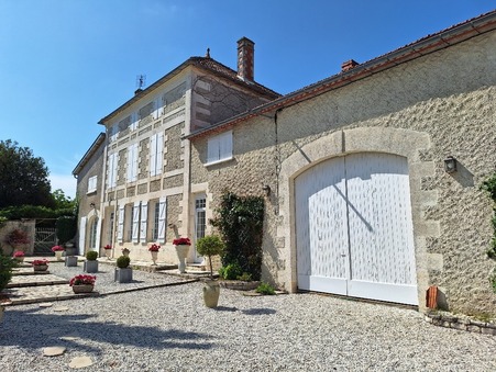 Anais  472 500 €